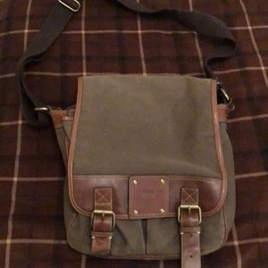 Fossil messenger bag